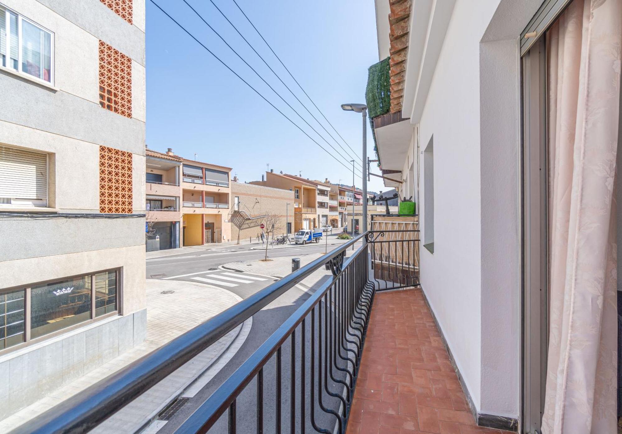 Apartamento Basic Comfort Poeta Marquina 1º 2025