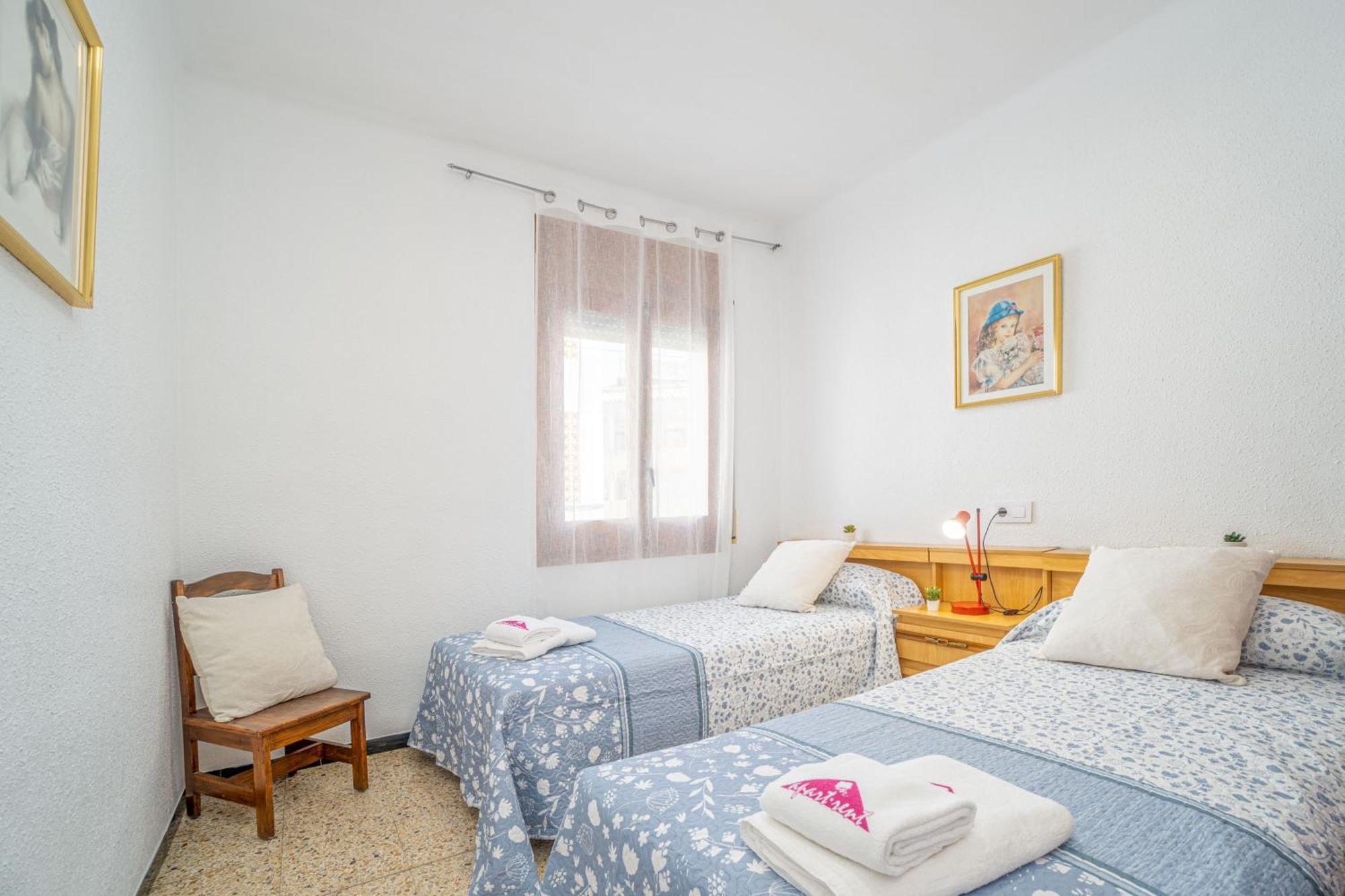 Apartamento Basic Comfort Poeta Marquina 1º 2025 *