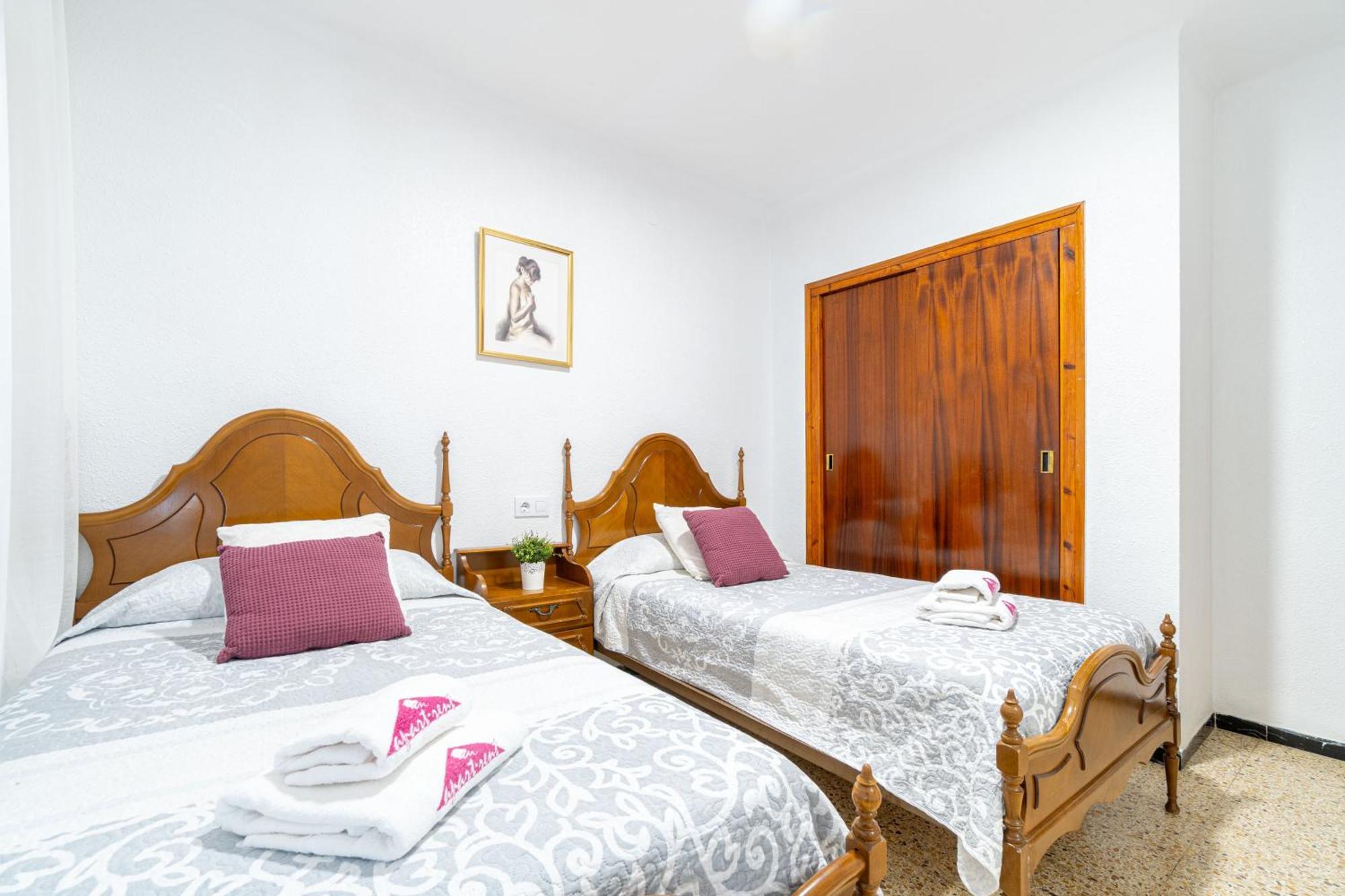 Basic Comfort Poeta Marquina 1º 2025 Apartamento *
