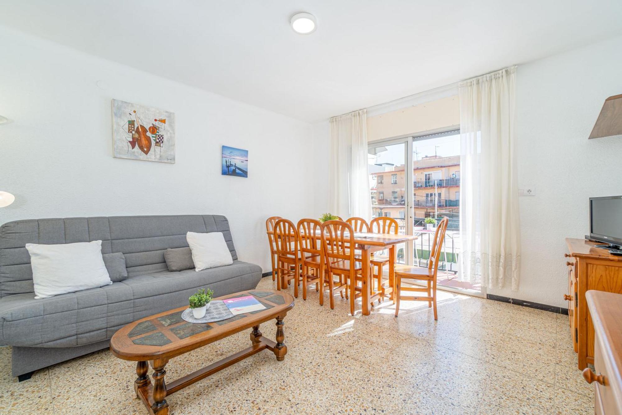 Apartamento Basic Comfort Poeta Marquina 1º 2025